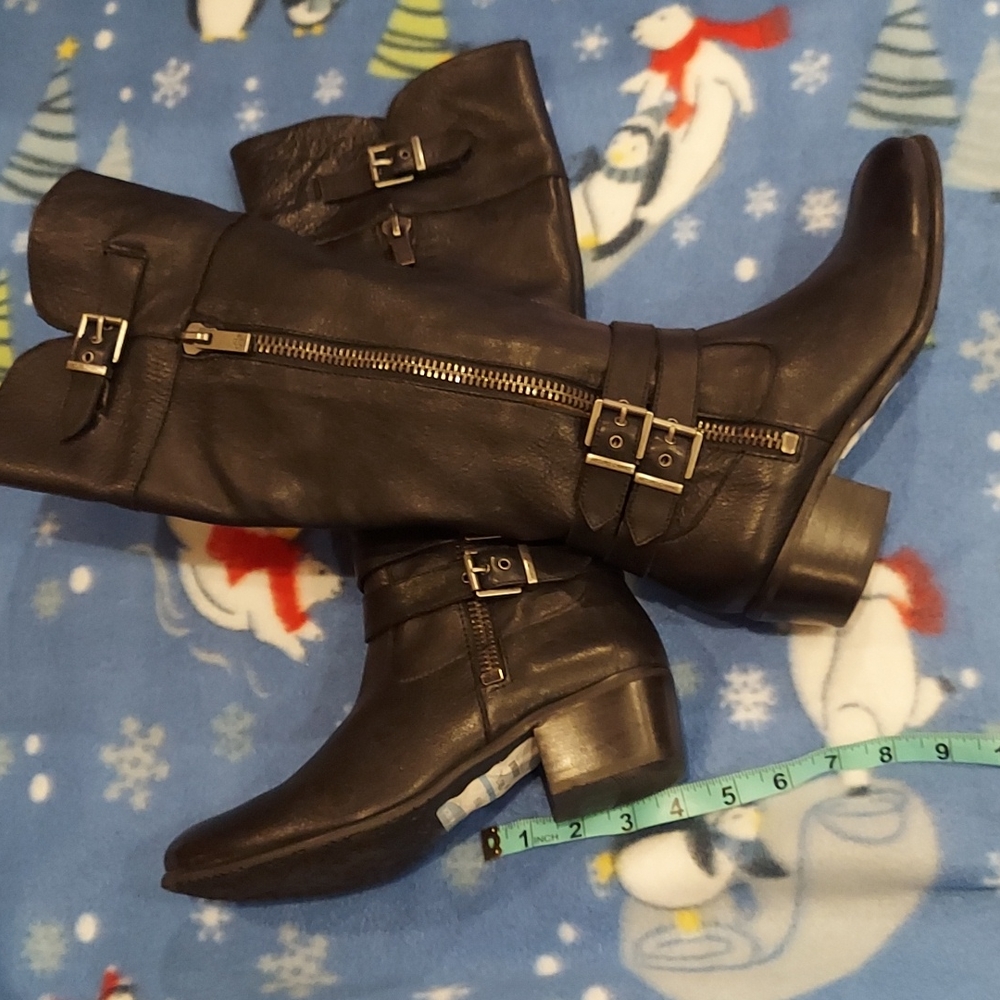 Arturo Chiang 👢boots up to knee
